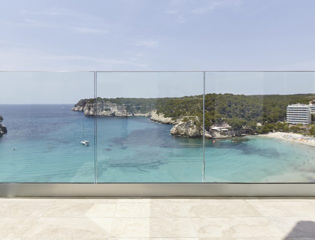 1374.view.cristal